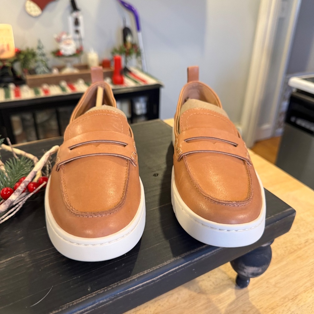 Vionic Uptown Loafer size 7 NIB NWT - image 2